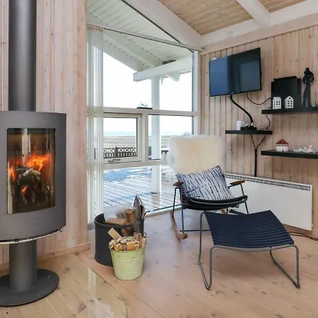 6 Person Holiday In Hotel